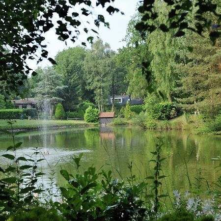 Comfortable Chalet With A Terrace At 3 Km From Baarle-Nassau Esterno foto