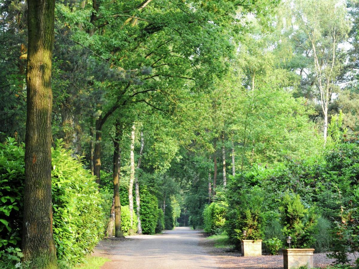 Comfortable Chalet With A Terrace At 3 Km From Baarle-Nassau Esterno foto