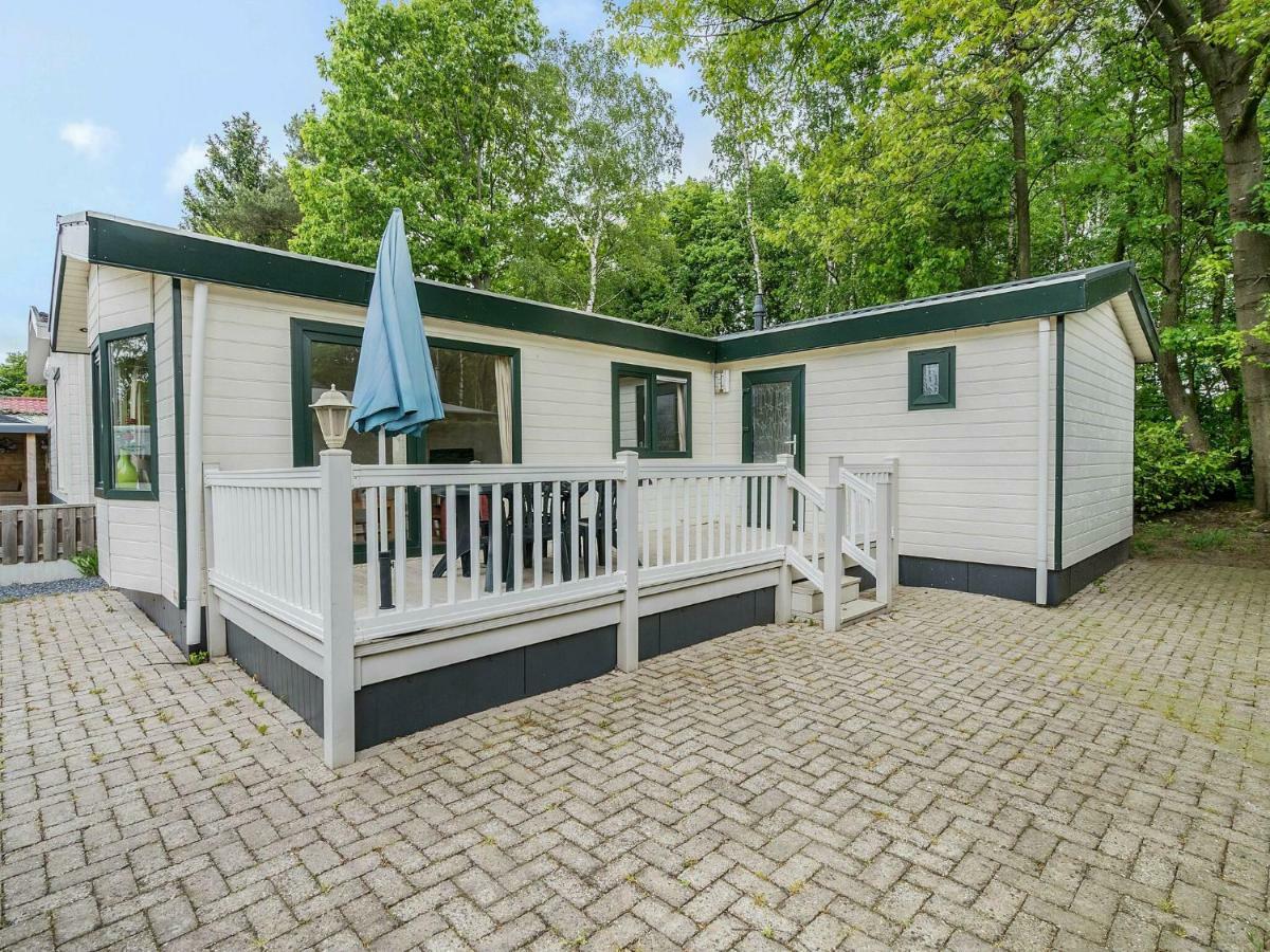 Comfortable Chalet With A Terrace At 3 Km From Baarle-Nassau Esterno foto