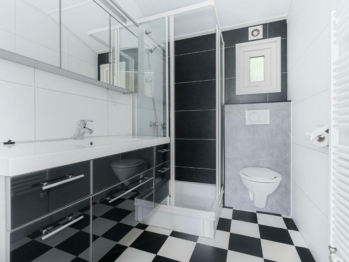 Comfortable Chalet With A Terrace At 3 Km From Baarle-Nassau Esterno foto